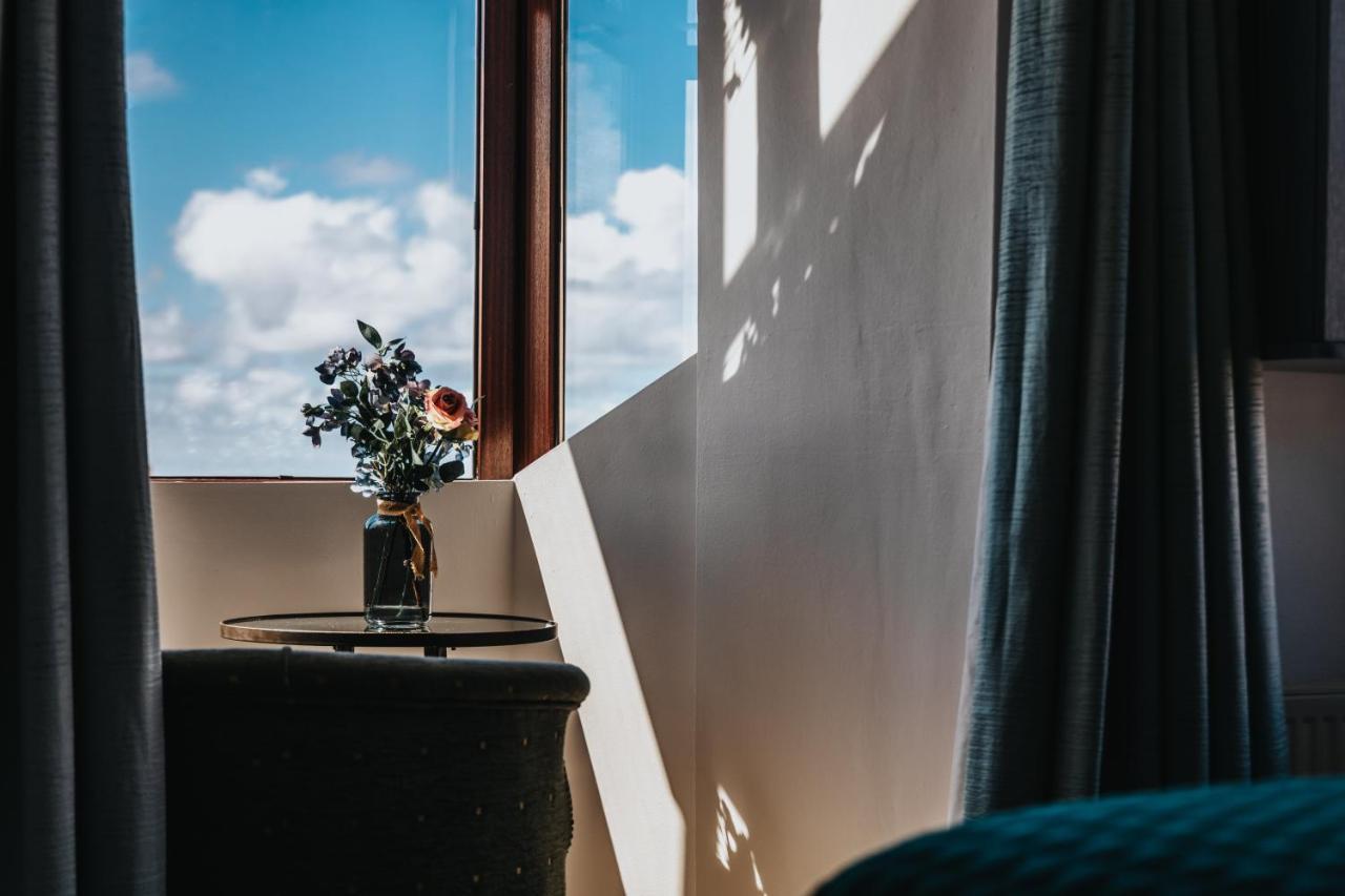 Bay View Hotel Килки Экстерьер фото